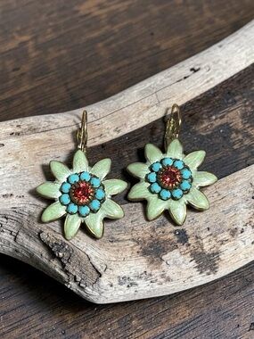 🌺Liz Palacios Flower Earrings